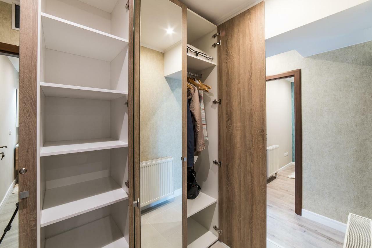 Apartment Elias คลูจ-นาโปกา ภายนอก รูปภาพ